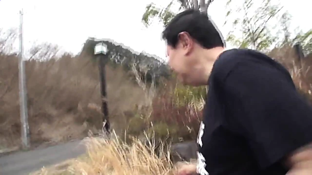 Hot Ai Uehara Shows Her Blowjob Skills And Publicly Tempts Men