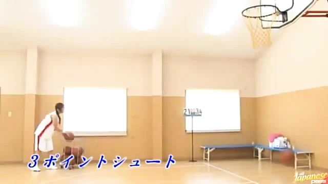 Naked Kinky Japanese Sport Model Asuka Plays X-Rated Basketball Game