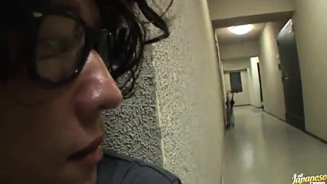 Maomi Nagasawa Gets Pussy Fucked Hard By Dildo & Sucks Cock Deeply