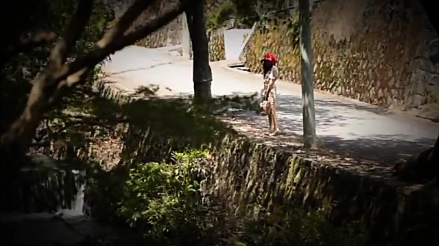 Akiho Yoshizawa Loves Big Dicks & Seduces Them With Expert Blowjob Skills