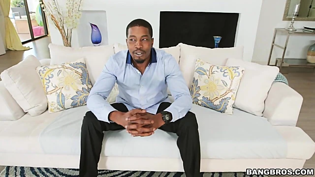 Marica Hase Kneels Down To Deepthroat Big Black Cock With Skillful Mouth Moves