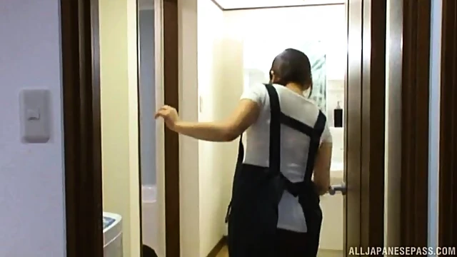 Bathroom Fingering Delights This Couple's Steamy Private Moments Together