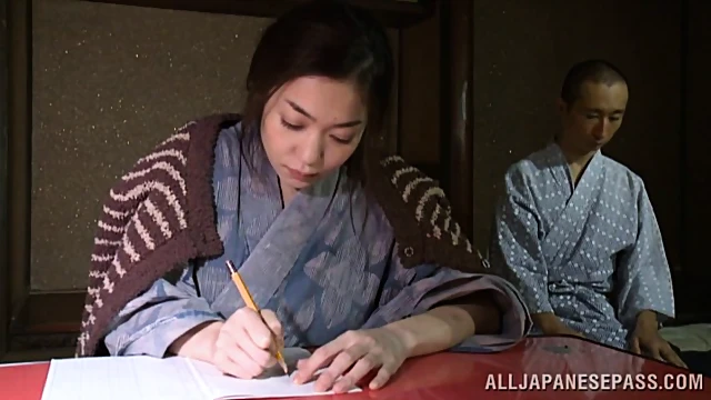 Insatiable Asian Babe Gives Hot Blowjob & Receives Steamy Cunnilingus Delightfully