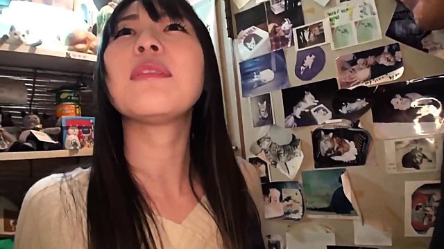 Japanese Quickie Blowjob Leaves Him Cuming Hard In Restaurant Bathroom