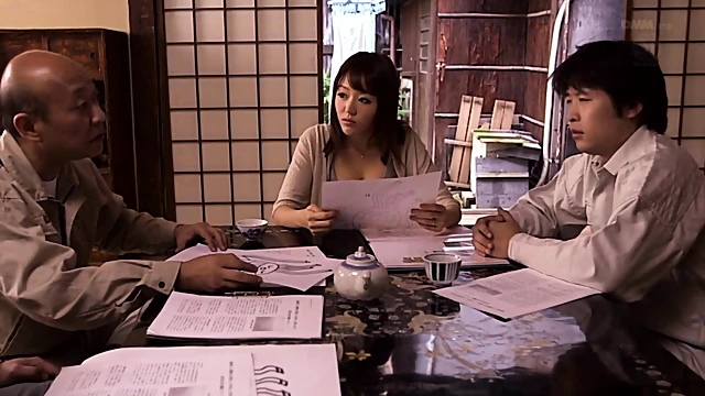 Seductive Asian Temptress Teases Her Wet Spot With Skillful Fingers