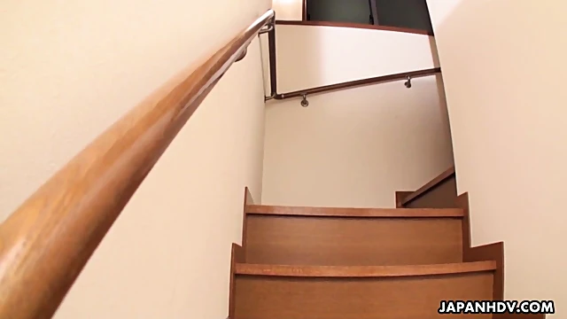 Pantiless Japanese Babe Aimi Tokita Shows Her Wet Pussy Uncovered