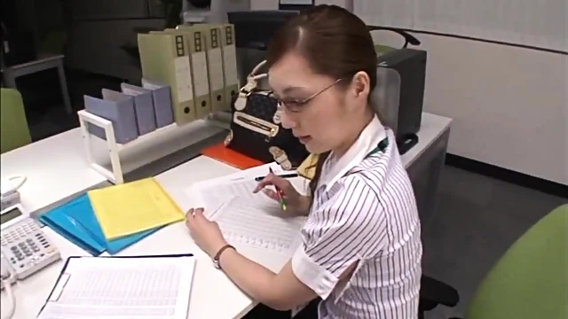 Seductive Cutie Gives Erotic Blowjob Before Getting Pussy Humped Hardly