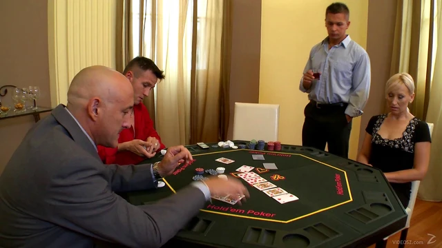 Sizzling Blonde MILF with Perky Tits Delivers Stellar Blowjob Skills Showdown