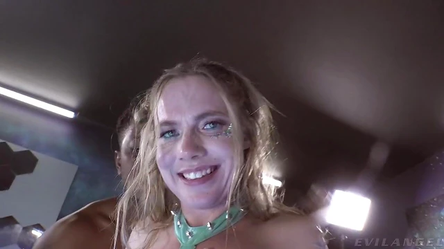 Rebel Rhyder Kneels Down, Shows Her Hot Ass for Rough Anal Fuck