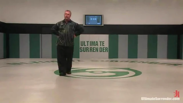 Syd Blakovich Dominates Another Hot Catfight Encounter Easily