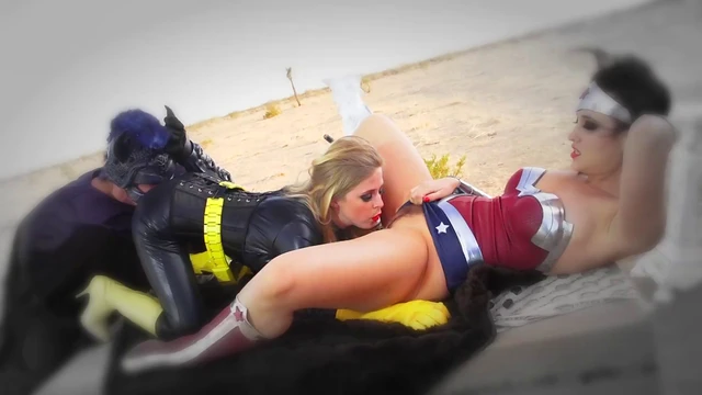 Hot Desert Threesome Features Two Stunning Heroines Loving A Good Looking Cock