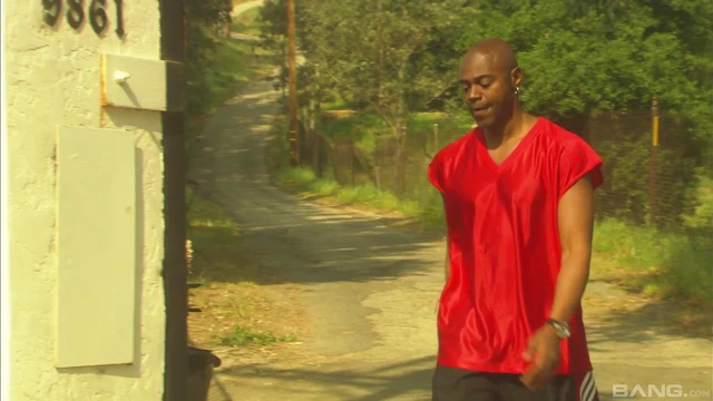 Sexy Marie's Legs Spread Wide During Hardcore Missionary Sex Session