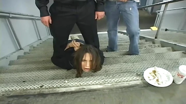 Stunning MMF Threesome Featuring Amber Rayne Craving Anal Sex Delights