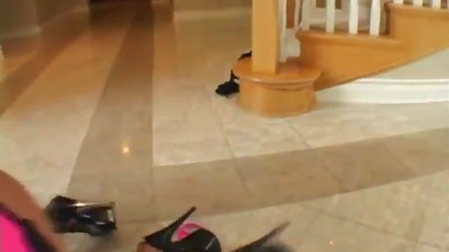 Ladies Take Turns Giving Head Before Getting Fucked Hard Together