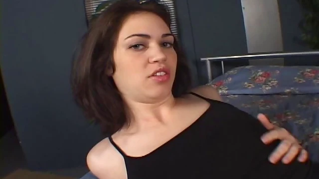 Slender Beauty Takes Two Guys Simultaneously For Mind-Bending Sex Thrills