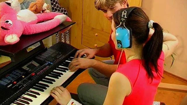 Teen in Jeans Shows Off Big Tits Enjoying Mind-Bending Doggy Style Sex