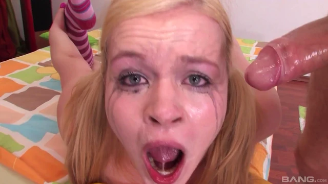 Champagne Beauty Eagerly Takes Every Inch of His Fat Cock Deep