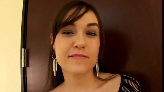 Sensual Sasha Grey Lets Him Fuck Her Feet & Wet Mouth Passionately