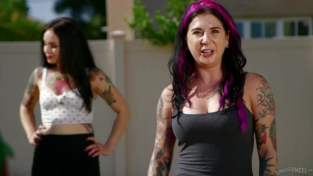 Sultry Necrophile Nicki Enjoys Rough Outdoor Fuck Under Moonlight Sky