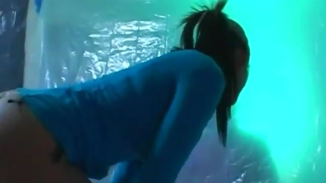 Hot MILF in Fishnets Craves Deep Anal Thrills from Big Cock硬度