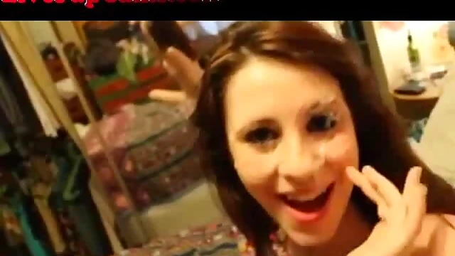 Webcam Star Facesucked Hard Before Gaping Mouth Takes Cumshot