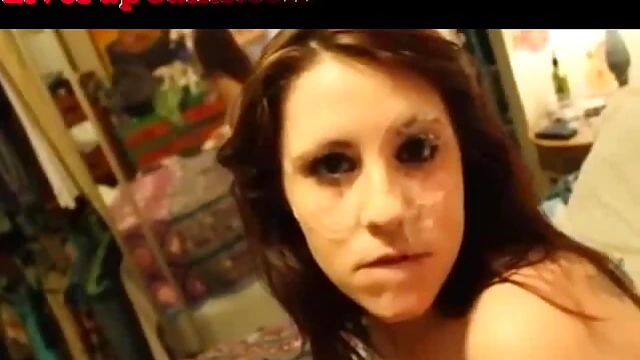 Webcam Star Facesucked Hard Before Gaping Mouth Takes Cumshot