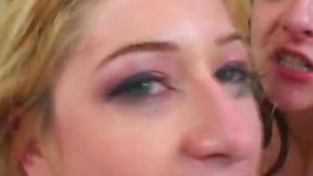 Sizzling Hot Hotties Deepthroat & Swallow During Steamy Threesome Fun