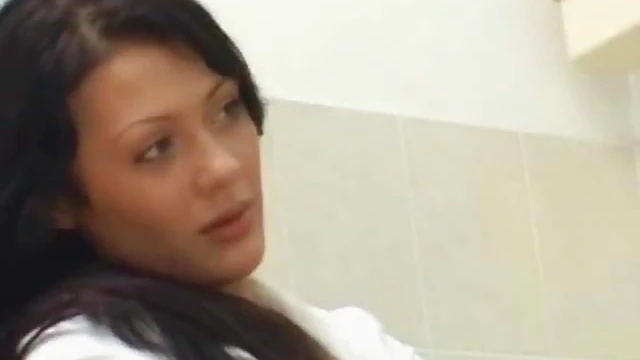 Anna Commands Her Submissive Slave To Worship And Lick Her Feet