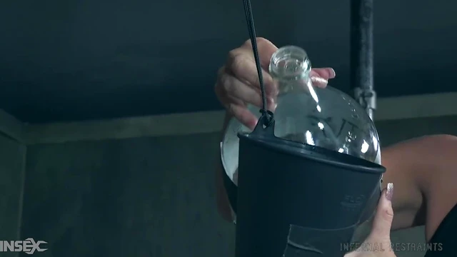 Sultry Blonde Mistress LondonRiver Dominates Slave With Hot Wax Tormenting Pleasure