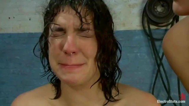 Smooth Skinned Brunette Gets Her Hairy Pussy And Armpits Shaved For Pleasure