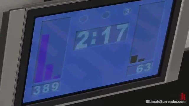 Passionate Asian Lover Conquers Annie's Bed With Expert Skillful Moves