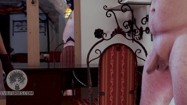 Lady Nicole Enjoys BDSM Play With Her Submissive Sex Slave