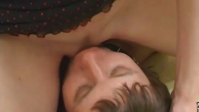 Foot Fetish Heaven: High Heels & Juicy Pussy Licked Sensually