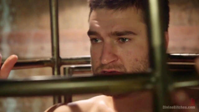 Sexy Lea Lexis Facesits Her Slave After Rough Anal Pounding