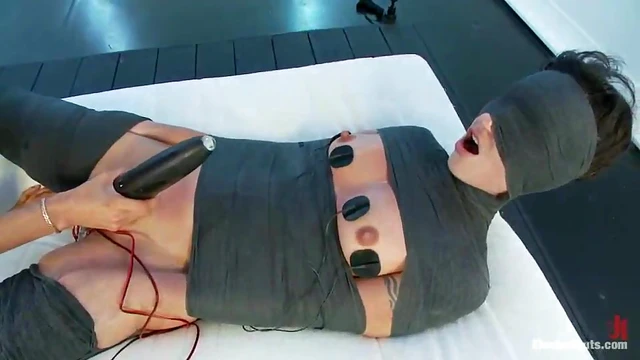 Sultry Isis Love Dominates Submissive Wenona in Steamy BDSM Playtime