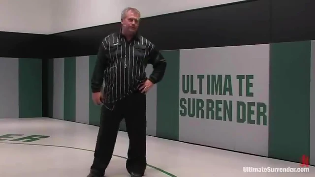 Fierce Blonde & Brunette Battle Ends With Wild Passionate Sex Adventures