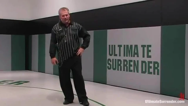 Fierce Blonde & Brunette Battle Ends With Wild Passionate Sex Adventures