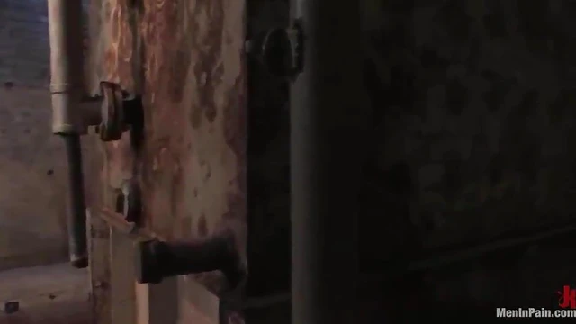 Kendra James Dominates Guy With Strap-On for Hardcore Fuck Fest