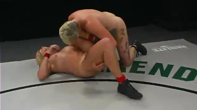 Sexy Vendetta & Syd Blakovich Clash Wildly in Fierce Cat Fight Showdown