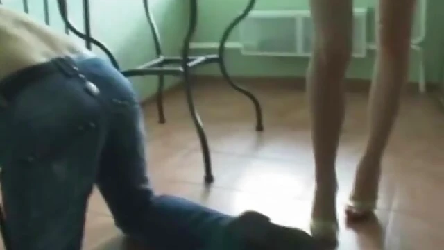 Submissive Slave Endures Simultaneous Spanking During Live Cam Show