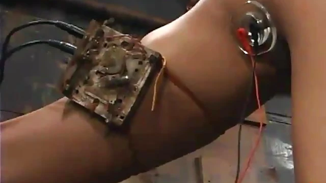 Slim Mya Loves Wired Dildo Anal Play, Feels Every Vibrating Thrust Deeply