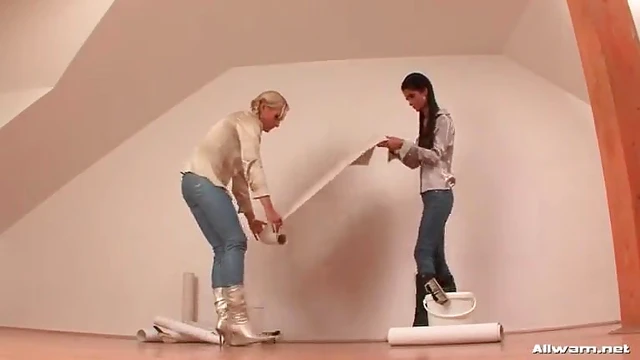 Seductive Hand Play by Curvy Blonde & Brunette Chicks in Steamy Action