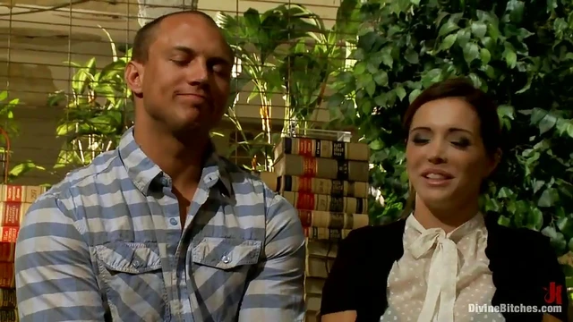 Francesca Le Dominates Man With Strap-On In Steamy Bondage Scene