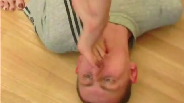 Caring Nataly Relieves Boyfriend’s Stress by Having Him Worship Her Toes