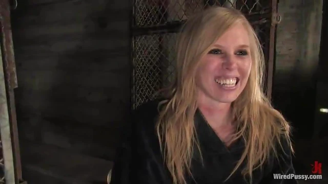 Seductive Sarah Jane Takes Classroom Tormenting With Delicious Submission