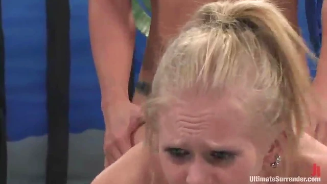 Defeated Sarah Takes Dildo Deep After Losing Naughty Bet