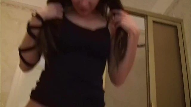 Femdom Queen Dominates Submissive Guy's Desires With Her Urine Showdown