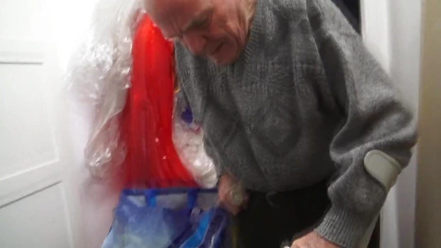 Old Boyfriend Gets Robbed and Fucked Hard by Bratty Girl