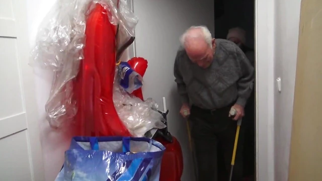 Old Boyfriend Gets Robbed and Fucked Hard by Bratty Girl