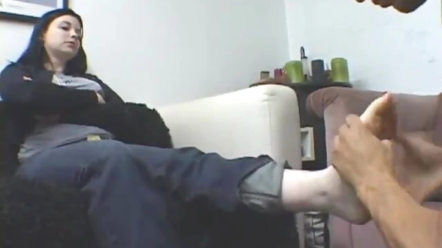 Sybil Hawthorne Dominates Stud With Toe & Foot Massage Before Hardcore Action